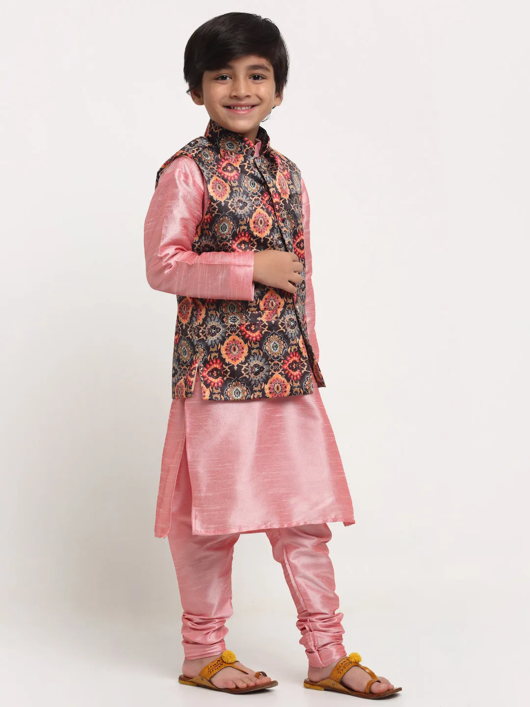 Boy's Pink Solid Kurta With Pyjama & Black Printed Nehrujacket Combos - Benstoke KIDS