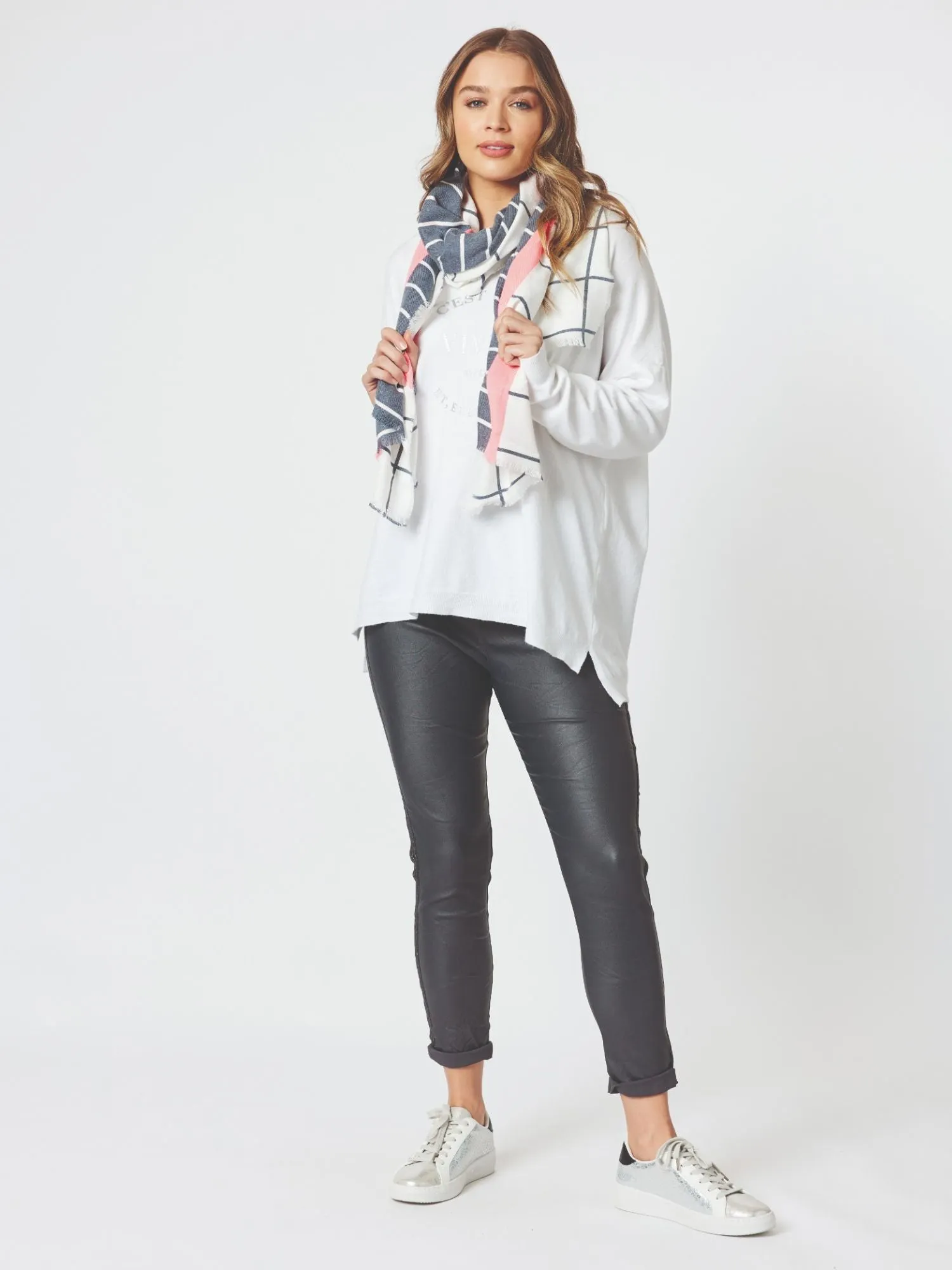 C'est La Vie Knit - White