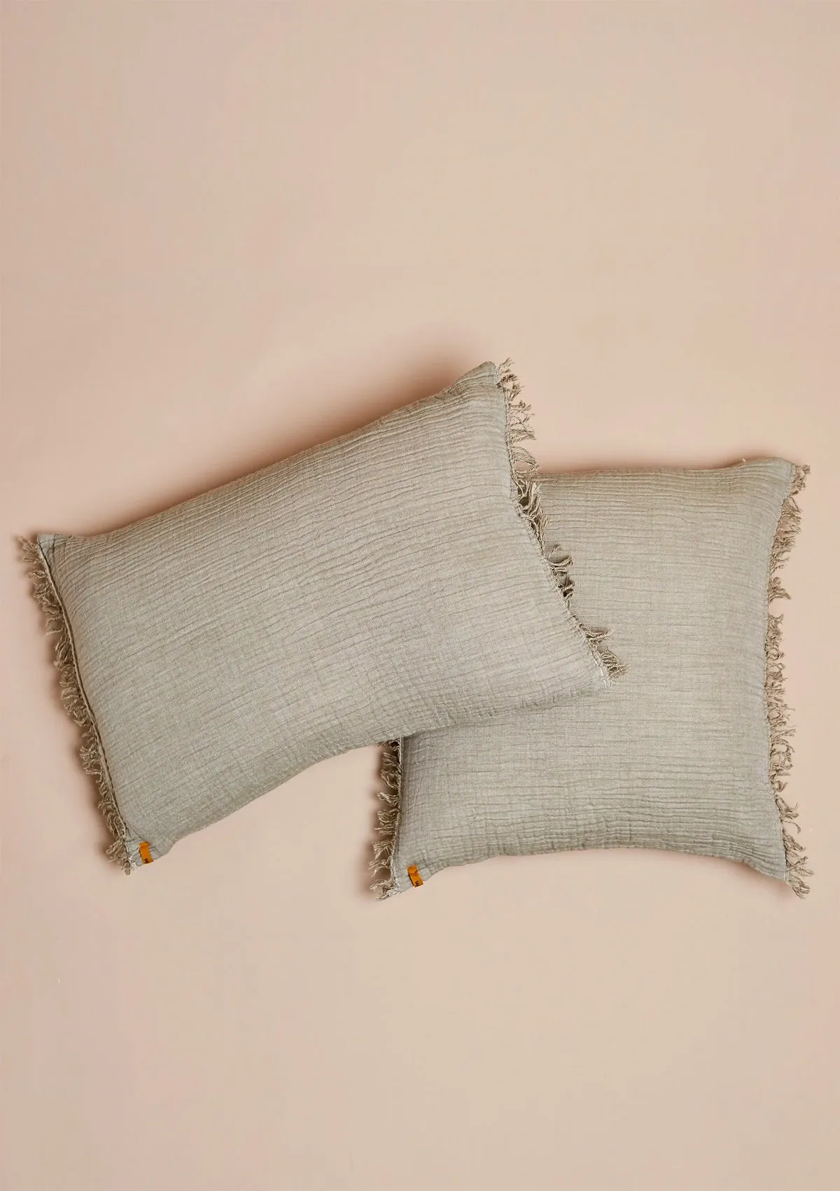 Olive Enes Cushion