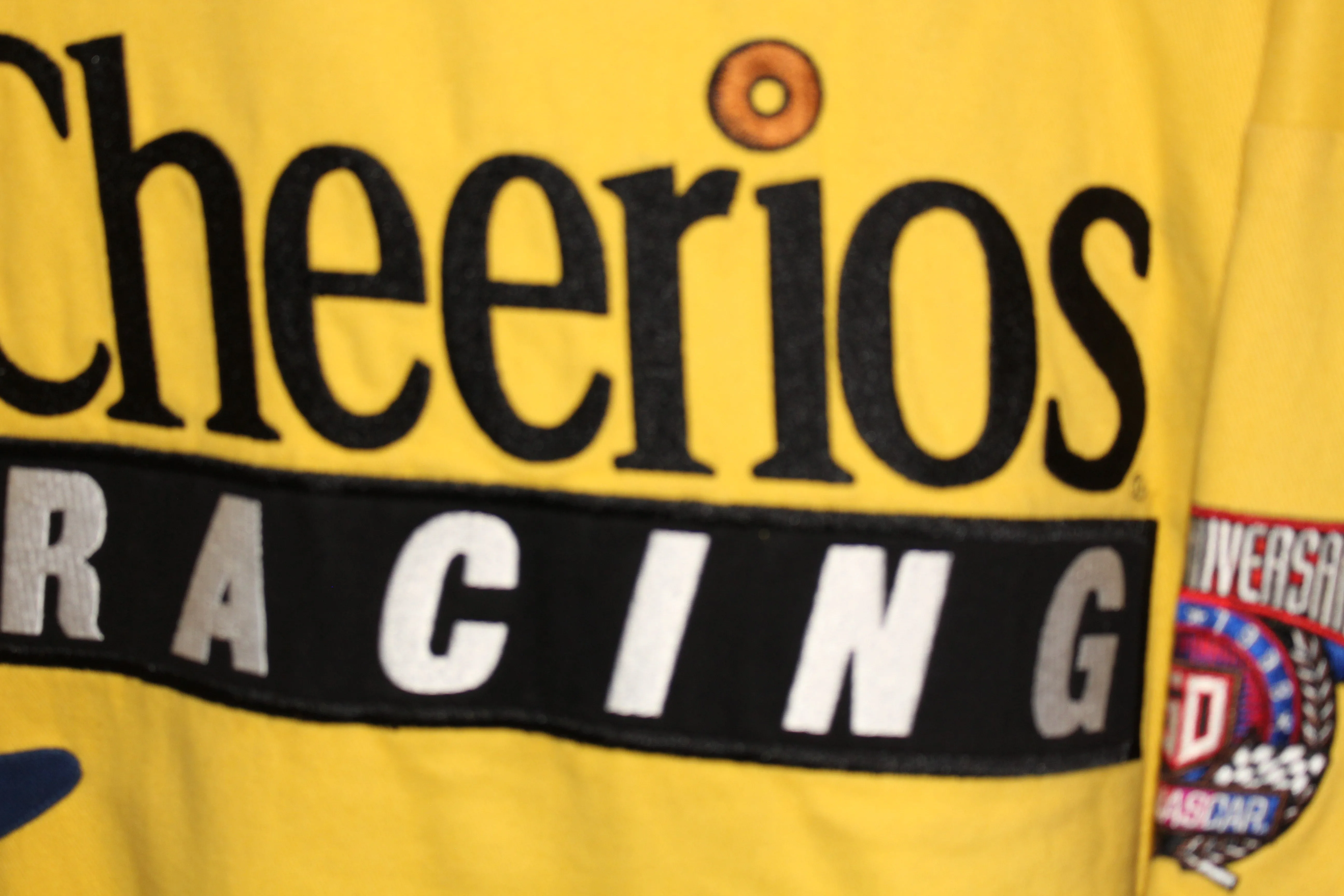 Rare Cheerios Racing NASCAR Johnny Benson #26 (XXL)