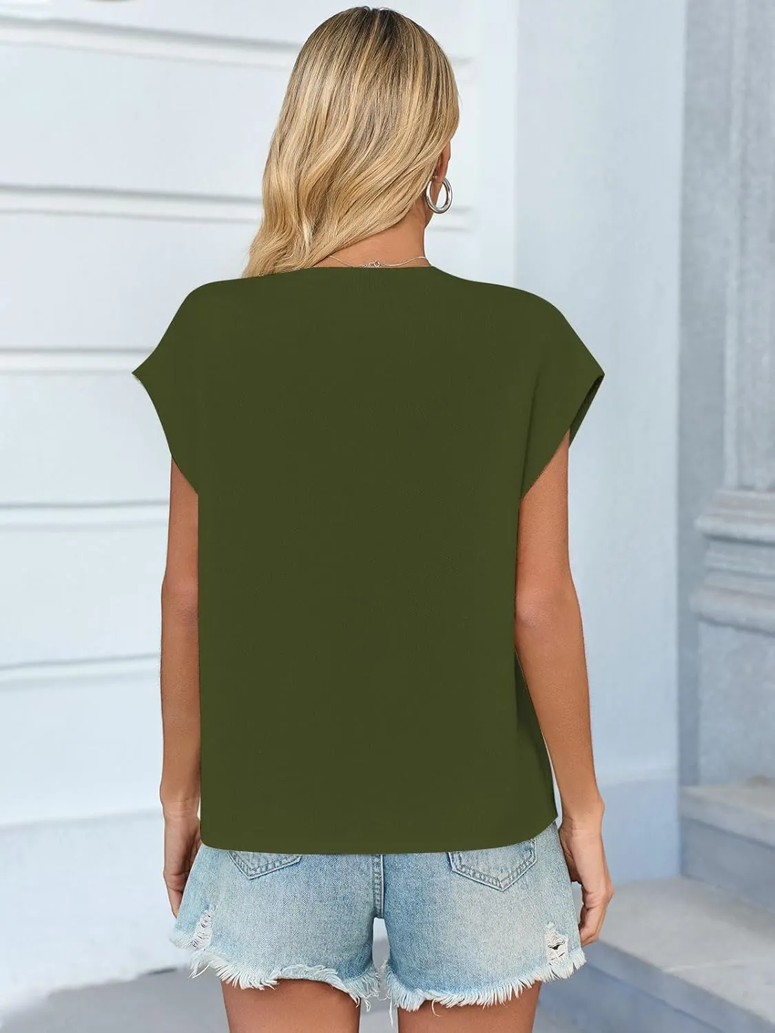 Womens Sleeveless Sweater Vest Crewneck Cap Sleeve Knit Tops Trendy 2025 Summer Business Casual Shirts Tank Top