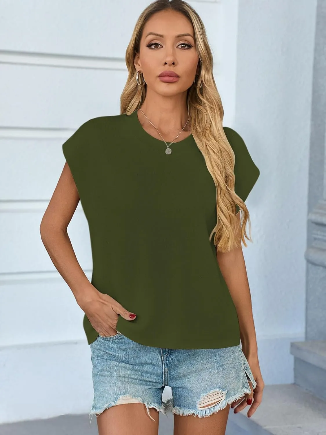 Womens Sleeveless Sweater Vest Crewneck Cap Sleeve Knit Tops Trendy 2025 Summer Business Casual Shirts Tank Top